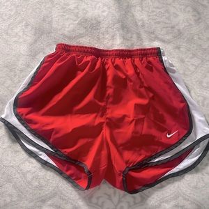 ❗️Bundle 3 items for discounted shipping! ❗️Nike shorts